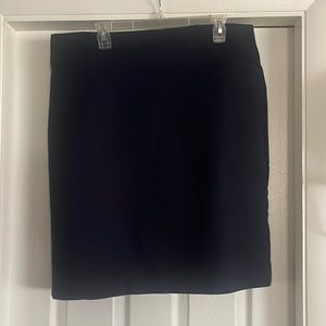 NWT VanHeusen Women’s Skirt